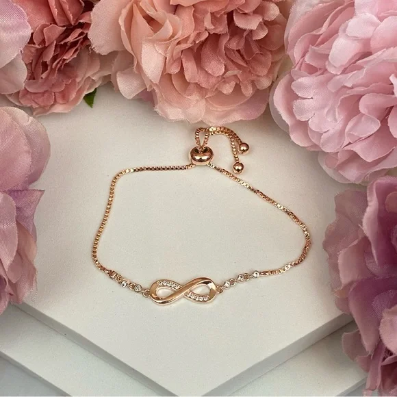 Glam Crystal Infinity Bracelet - Picture 15 of 16